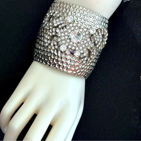 Repurposed Wide Open Cuff Bracelet Bling Rhinestones OOAK Hammered Silver Tone 7 - Picture 8 of 11